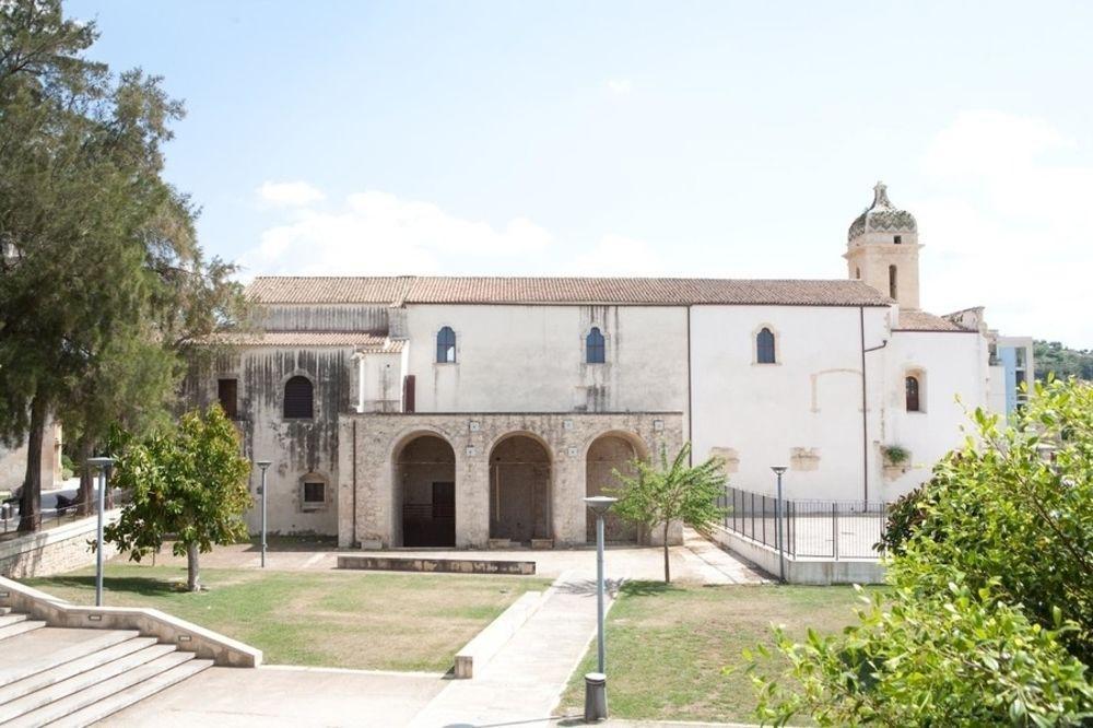 Отель Antico Convento Dei Cappuccini Рагуза Экстерьер фото